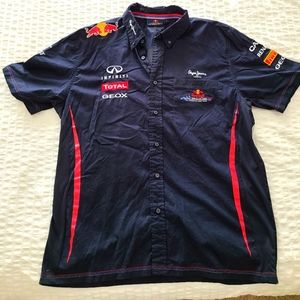 Official Red Bull Racing Formula 1 Button Down, Men's Size Large.